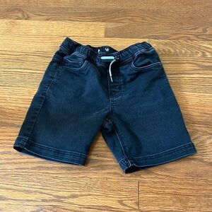 Molo Kid’s Black Jean Shorts Size 5